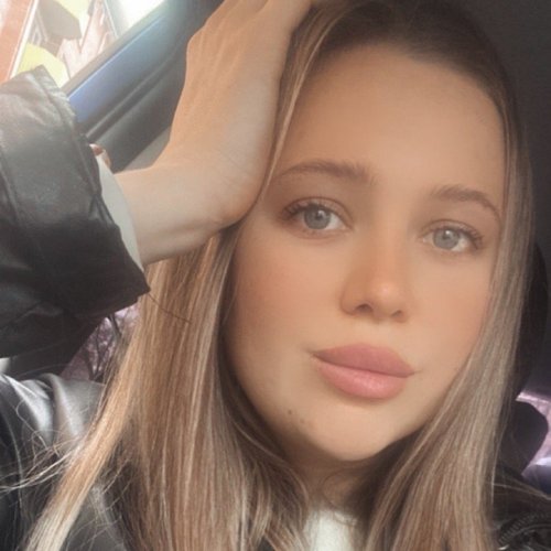 Полина