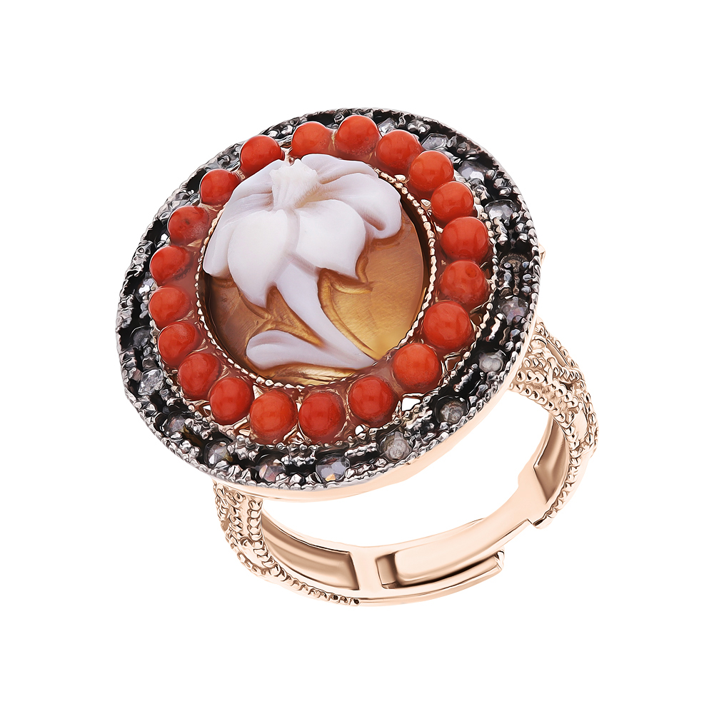 Фото «Серебряное кольцо с кораллом, фианитами и камеями»